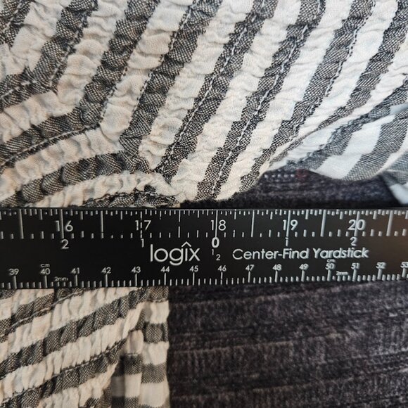 Women's 100% Linen Striped Smocked Off The Shoulder Top Size XL C&C California - Picture 6 of 6